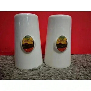 Mid century, ceramic, salt/ pepper shakers, souvenir Dyersville Iowa Collectable